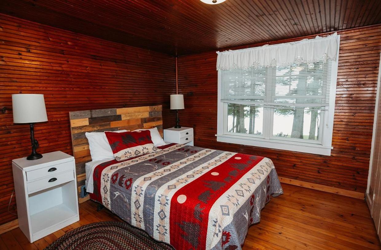 Вилла Deer Run Unit #2 Saint Germain Экстерьер фото